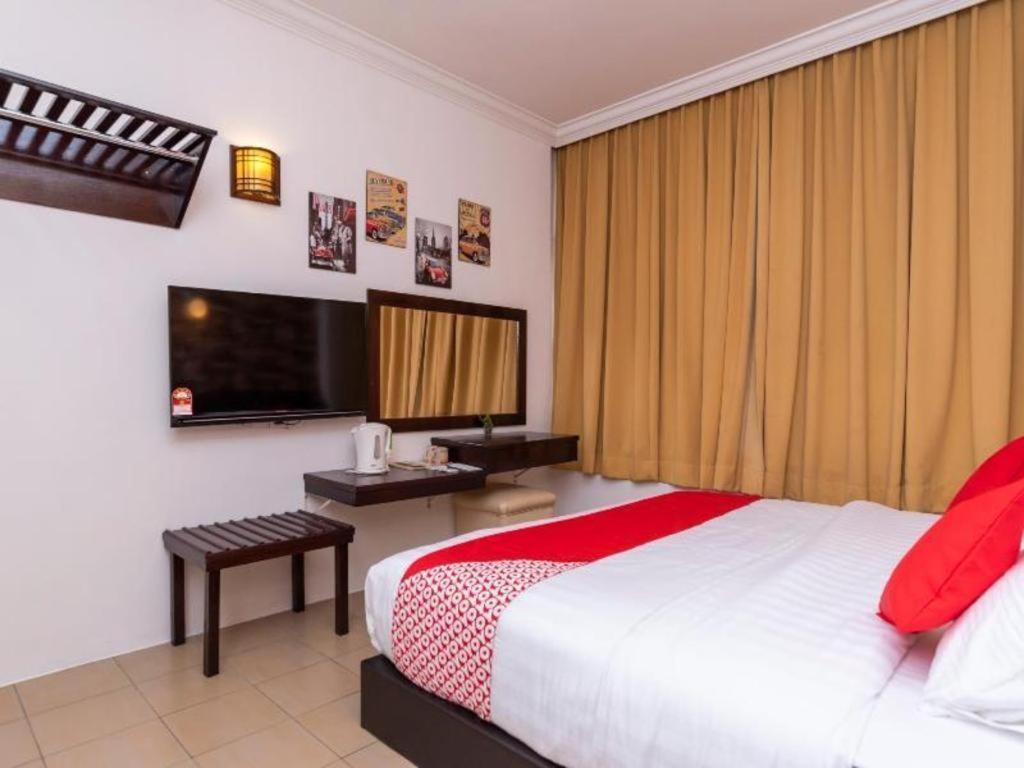 Super Oyo 1114 Neo Pegasus Hotel Segamat Exterior foto