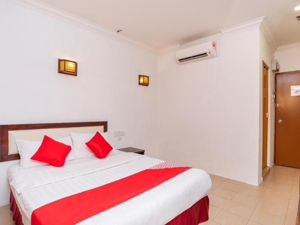 Super Oyo 1114 Neo Pegasus Hotel Segamat Exterior foto